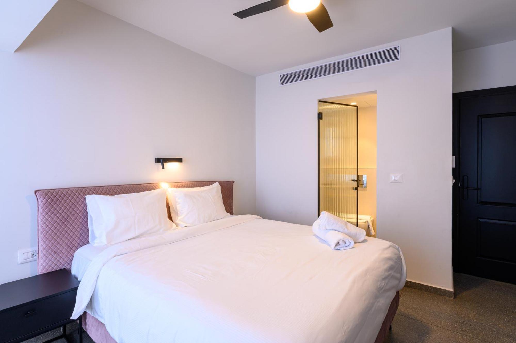 Rokah Luxury Villa At Ramat Hahayal Tel Aviv Pokoj fotografie